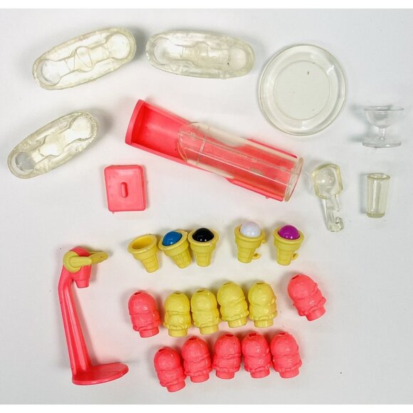 30pc VTG LOT 1987 MATTEL Barbie Ice Cream Shoppe Soda Shop REPLACEMENT PIECES - Picture 2 of 3